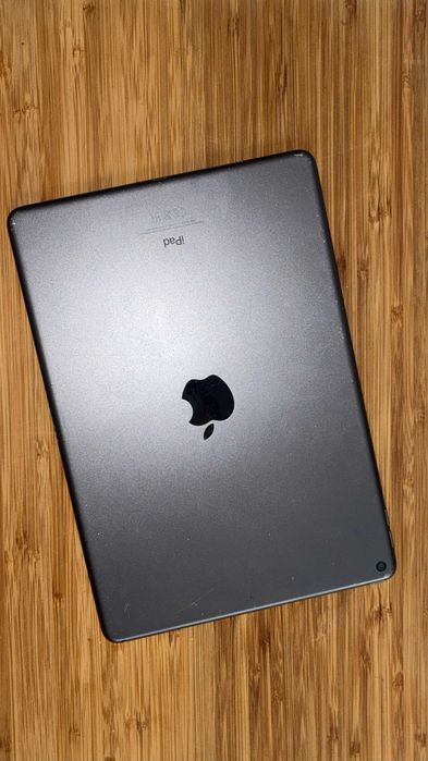 iPad Air 3 Generacji 10.5 cala + Z PUDEŁKIEM