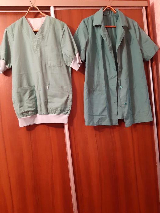 Медицинские женские рубашки, размеры с 39 по 43.