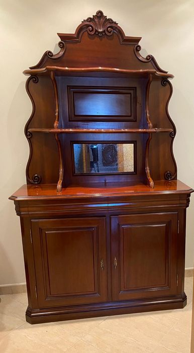 Vendo aparador com espelho movel de Paços Ferreira