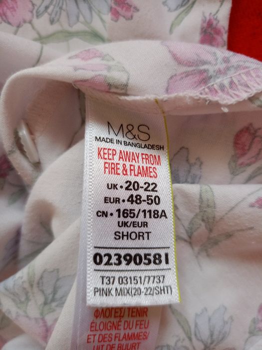 Obniżka!Koszulka nocna w drobne kwiatki.