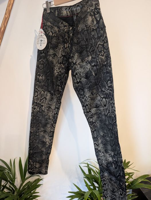 Nowe Spodnie KETU JEANS, Wężowy Wzór Metallic,  Rozmiar XS