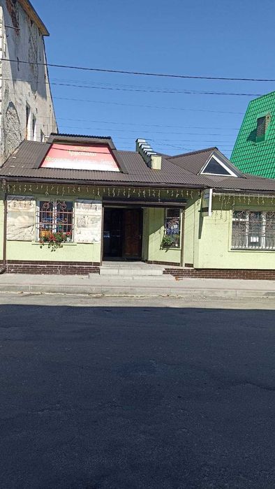 Здається в оренду приміщення площа 65кв. м. в центрі міста