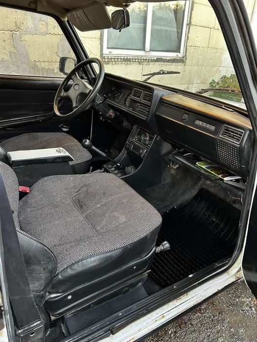 ваз 21043 біла 2002