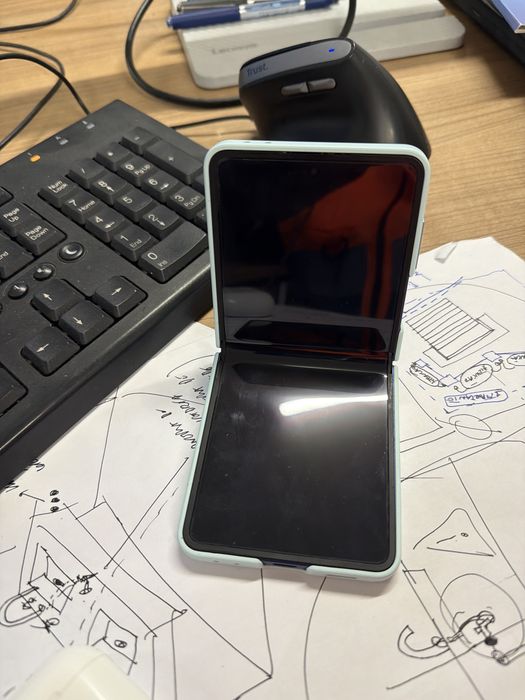 Samsung Z Flip 7