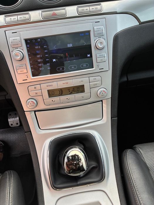 Vendo Ford  4300