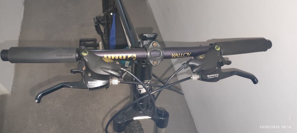 Bicicleta GT Avalanche 3.0
Tamanho (L).Roda 26 rara com 4...4 raios, q