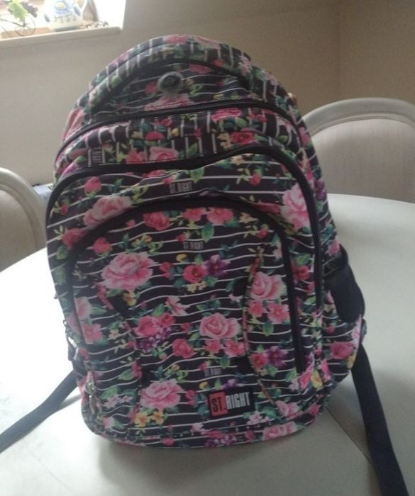 Plecak St.Right śliczny