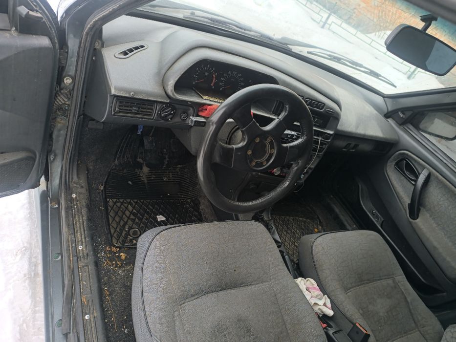 В Продажі  Ваз 2115 900$