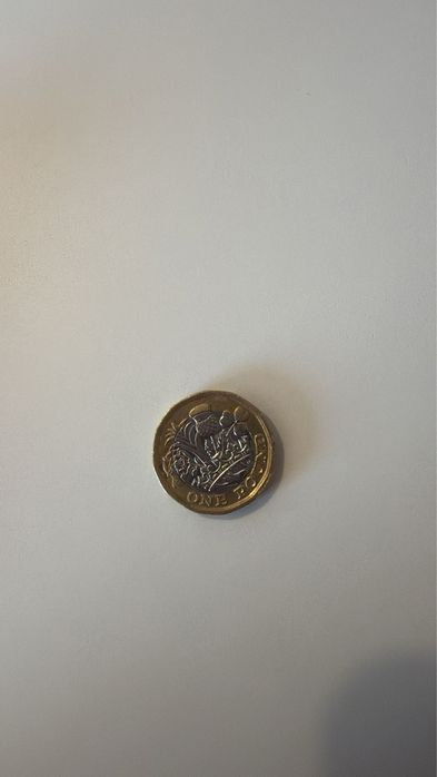 Moeda One Pound 2017 Rara