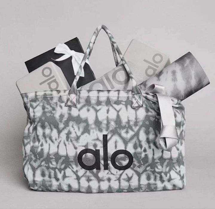 Alo yoga нова спортивна сумка