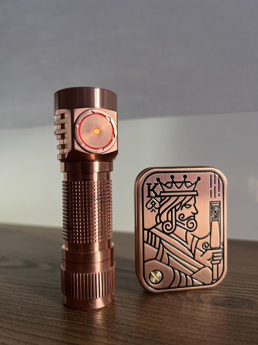 Emisar D3aa - ручний ліхтар