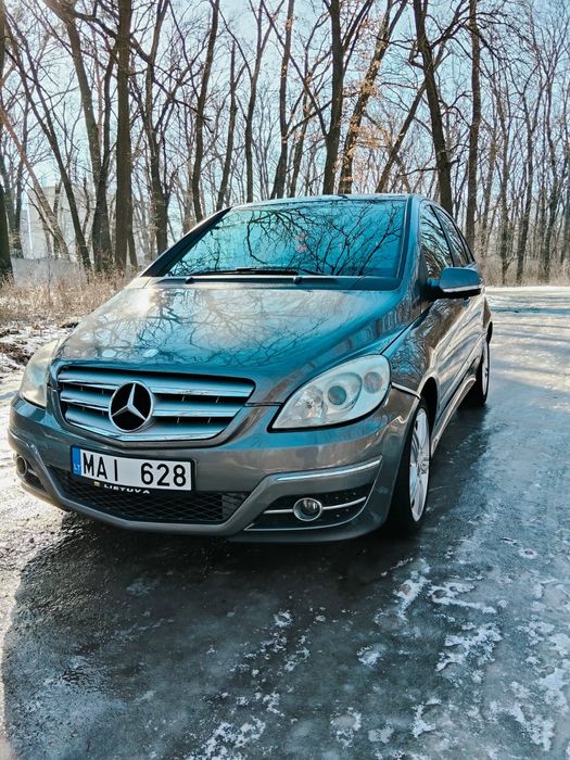 Мерседес В Клас 2.0 дизель