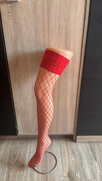 Pończochy samonośne, kabaretki nr 7.