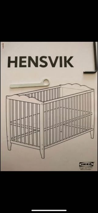Berço HENSVIK com colchão