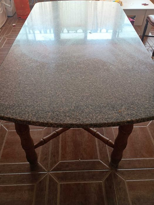 Mesa Granito para desocupar
