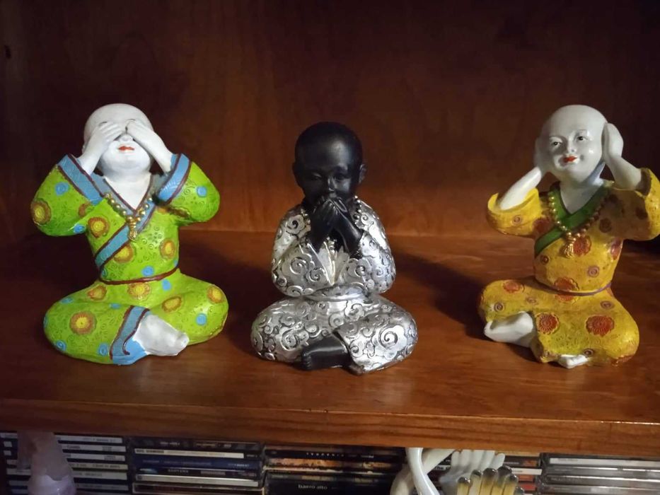 3 estatuetas decorativas