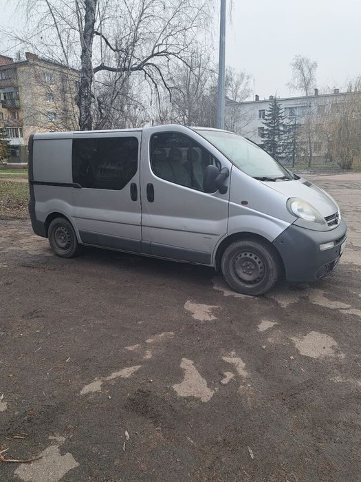 Opel Vivaro 2006 рік