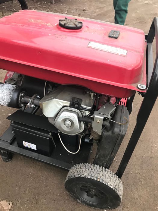 Генератор 7 кВт      .