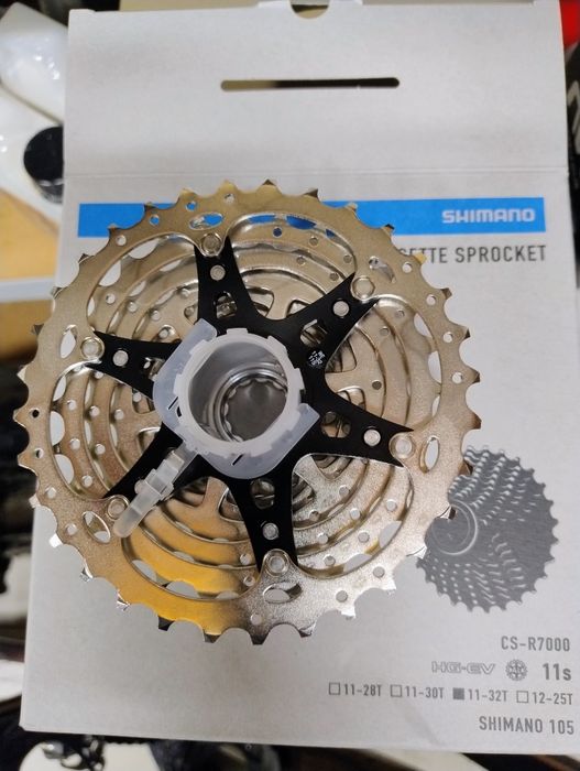 Kaseta CS-R7000 Shimano 105 11s 11-32