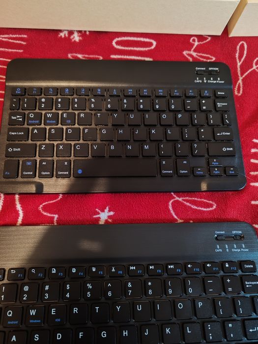 Блютуз клавиатура