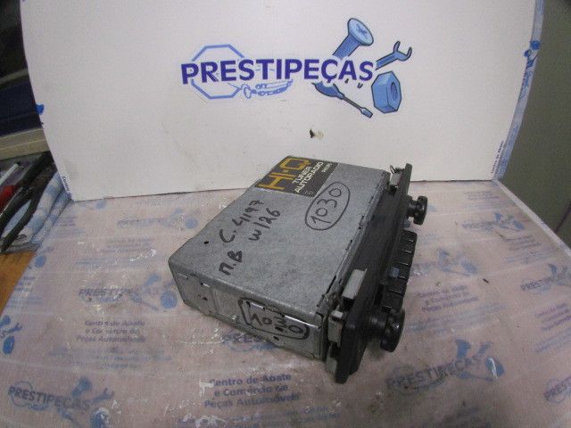 Rádio / auto-rádio MERCEDES-BENZ Classe S (W126)
