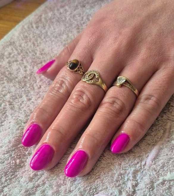 Manicure klasyczny, hybrydowy, żelowy, Pedicure, Dojazd do klientki