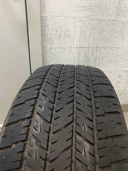 Продам шини 215/55 R18