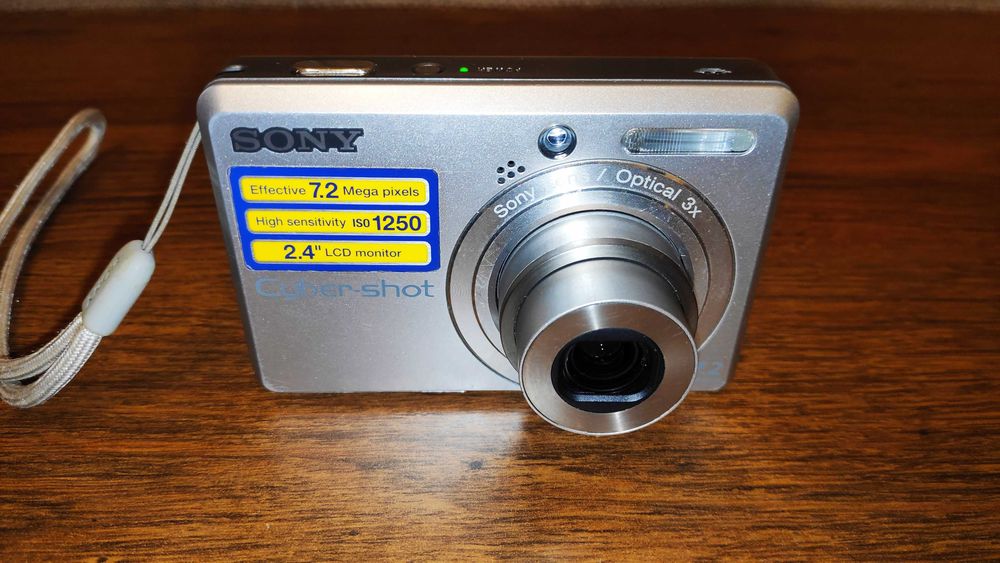 Sony DSC-S730...