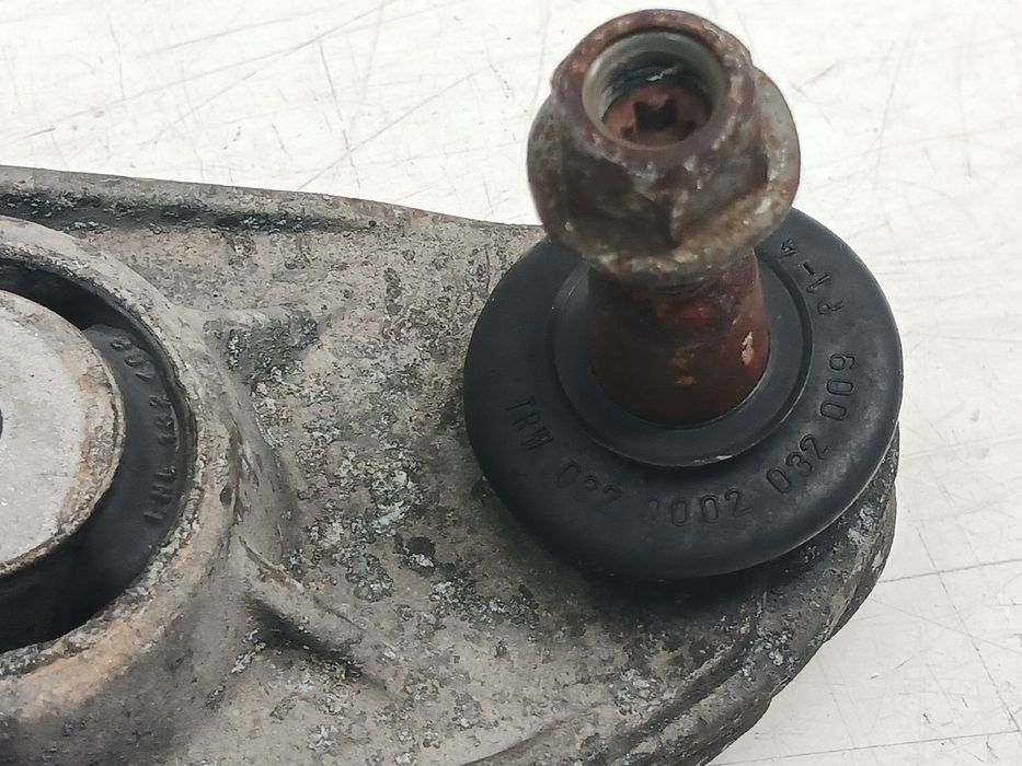 Braço de suspensão trás direito PORSCHE Boxster (986)