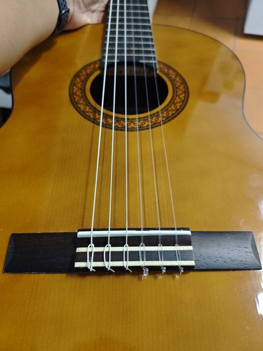 Guitarra  YAMAHA C40