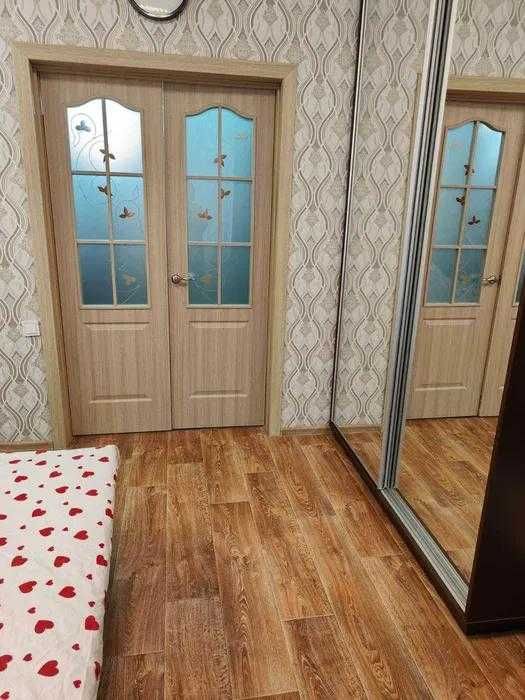 Сдам полн. 2- к.квартиру в р-не комплекса "Славутич-Арена"