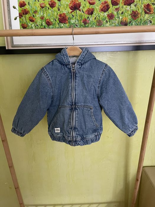 Джинсова осіння куртка Zara з утеплювачем 116 розмір