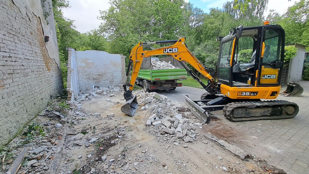 Usługi mini koparką 3,5t