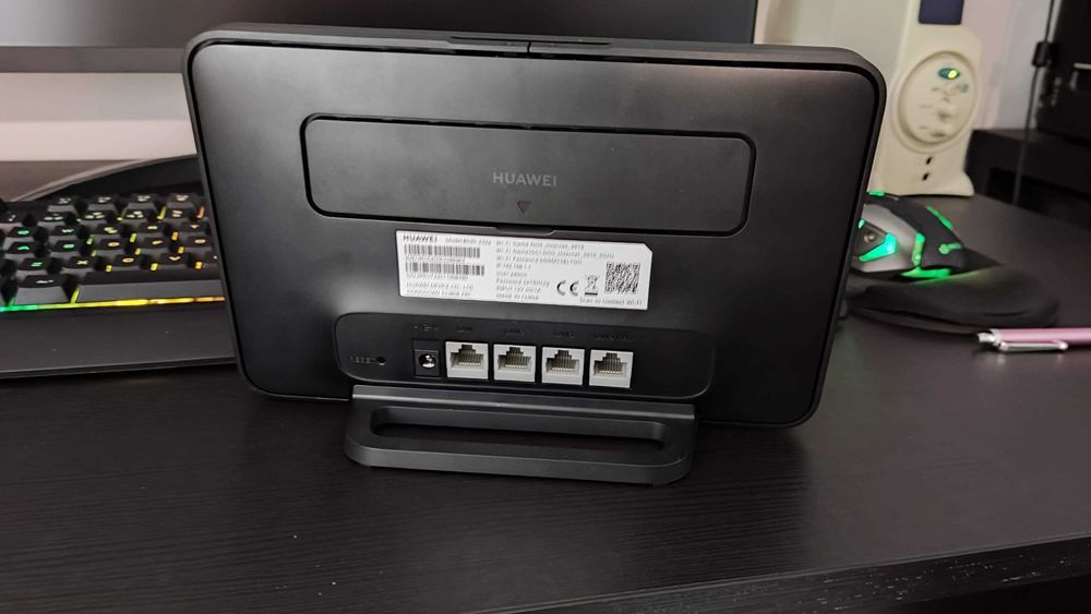 Router Huawei 535- 232a (NOS) 4G+ WiFi 802.11 a/b/g/n/AC (2.4 e 5Ghz)64284399433857121