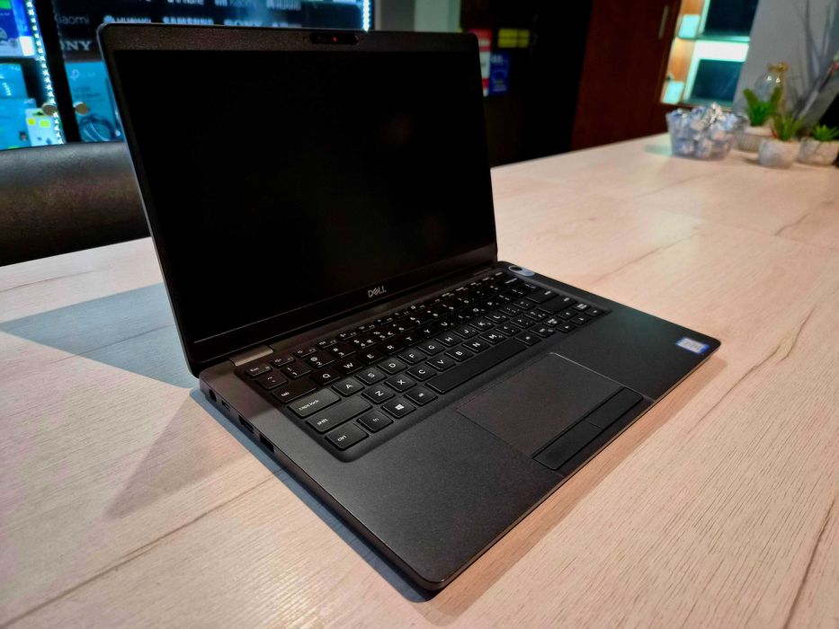 Dell Latitude 5300, intel i7, 8gb ram, SSD, Windows 11
