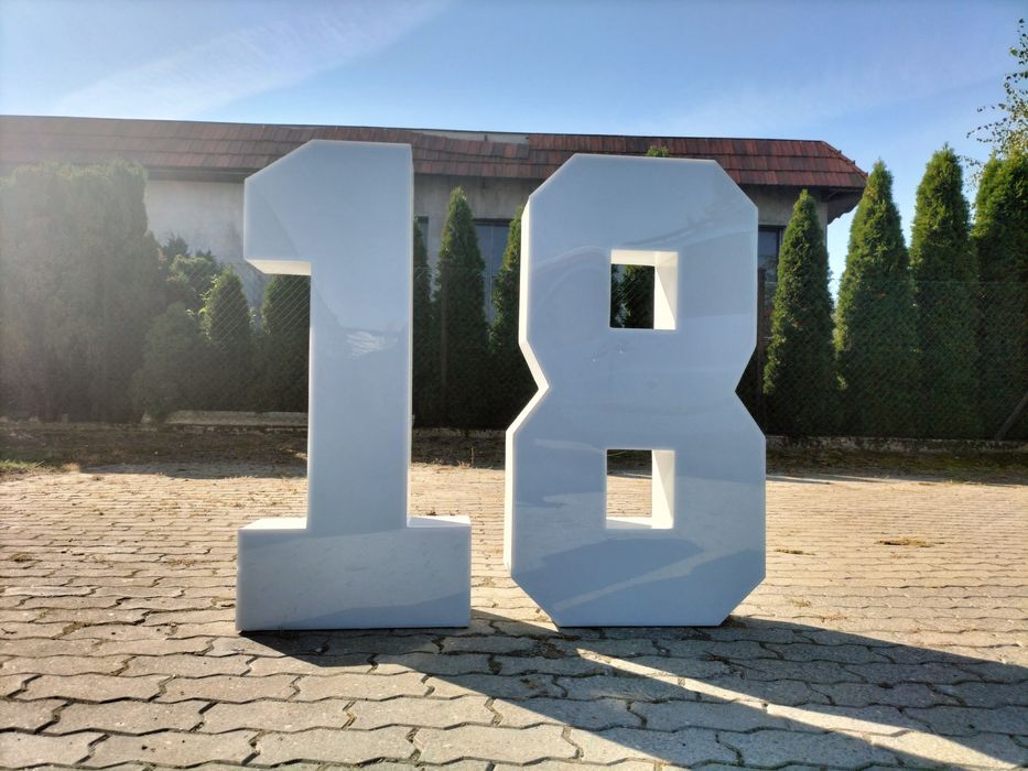 Cyfry świecące 18 LED sprzedaż osiemnastka podświetlana