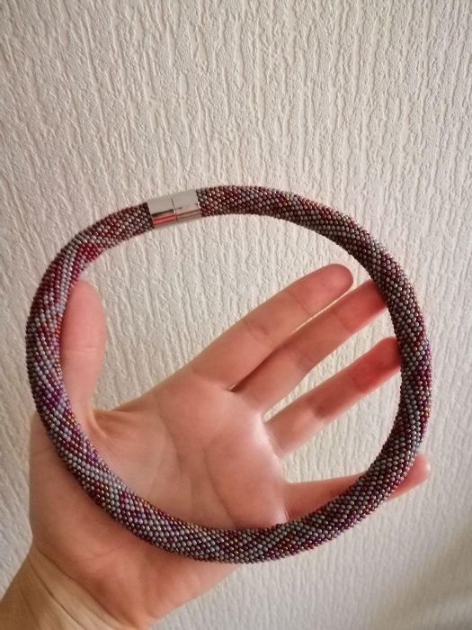 Намисто, колье, жгут