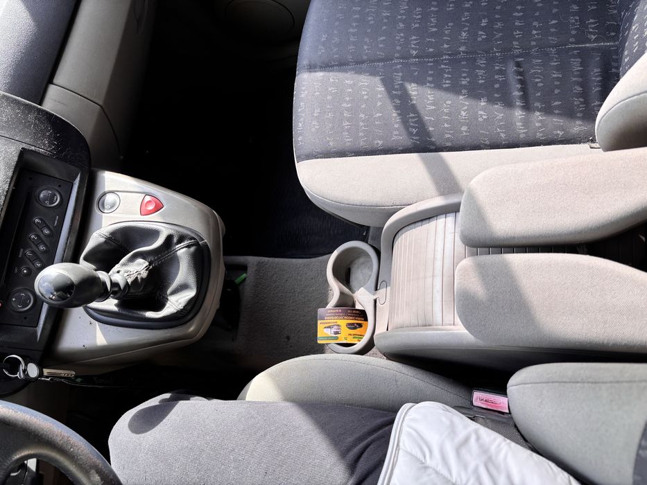 Продам Renault Scenik 2 .
