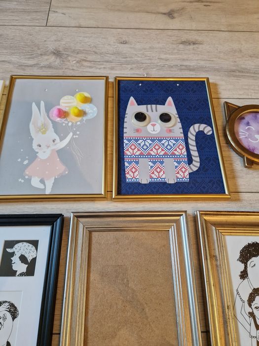 Komplet ramek do zdjęć IKEA Tiger 13 sztuk