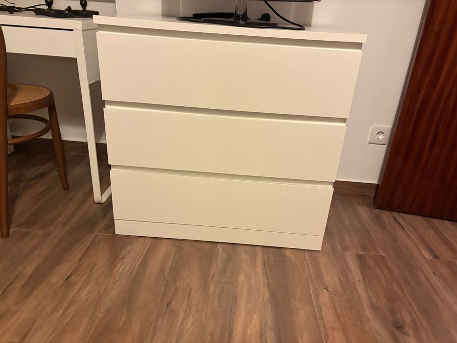 Comoda Malm 3 gavetas