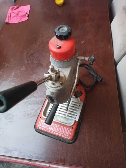 Máquina café antiga Microcimbhali