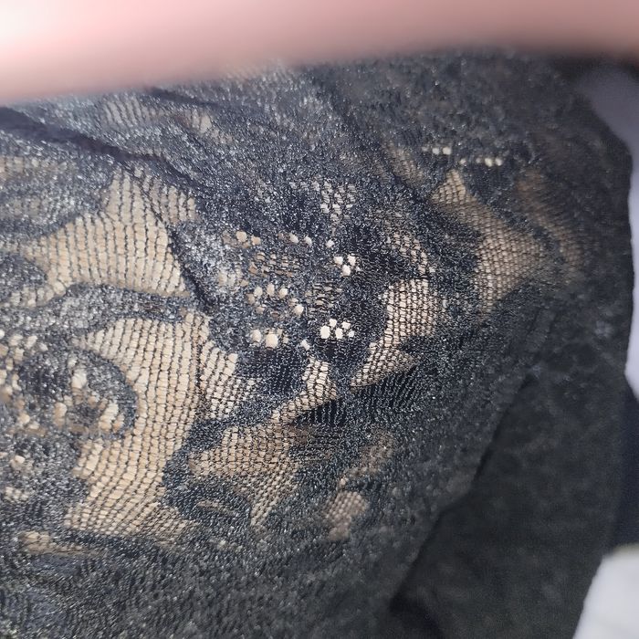 Piękne Legginsy koronkowe