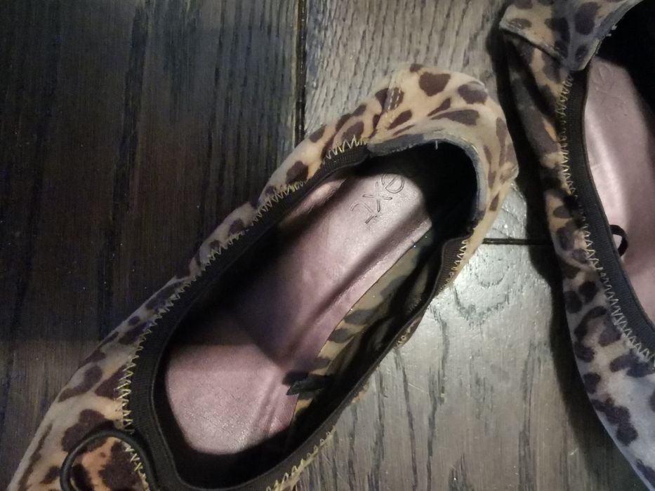 Buty dla dziewczynki baleriny Next, 30