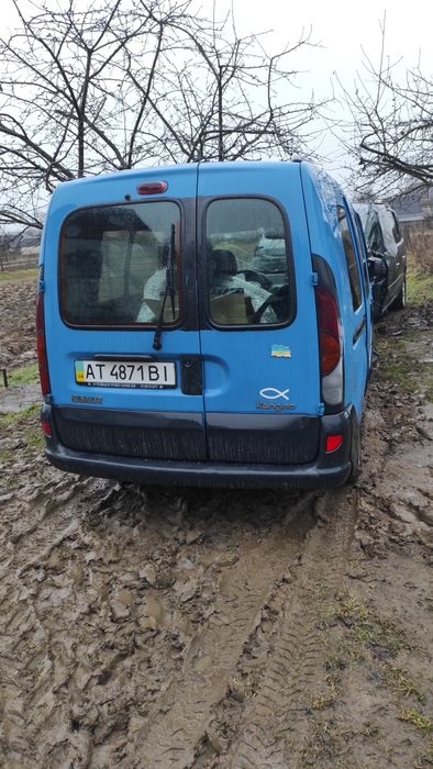 Рено кенго максі 2002рік комплект двері крило бампер фари 1.5dci