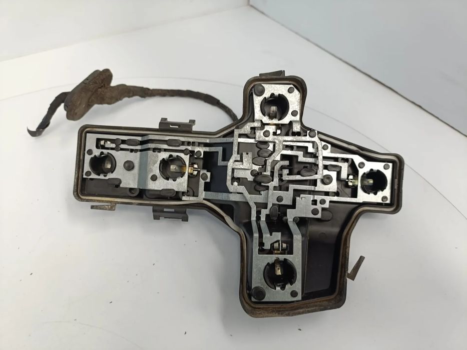 Suporte lâmpada esquerdo VOLKSWAGEN Touran (1T)