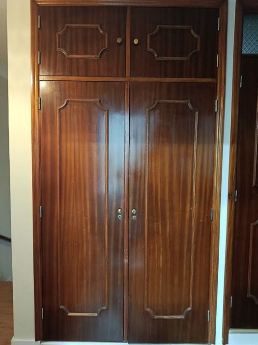 Portas de  Madeira