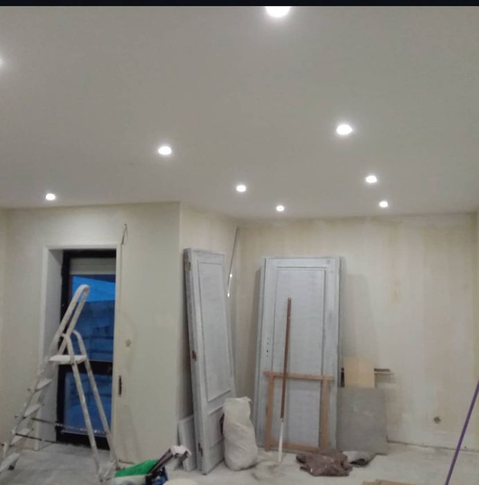 empresa M&R Solutions 
Obras grandes e pequenas 
Profissionais