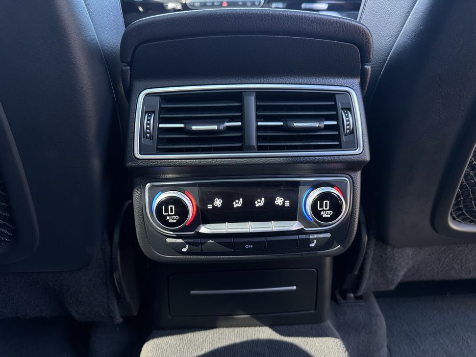 Audi Q7 3.0TFSI QUATTRO 2017 год