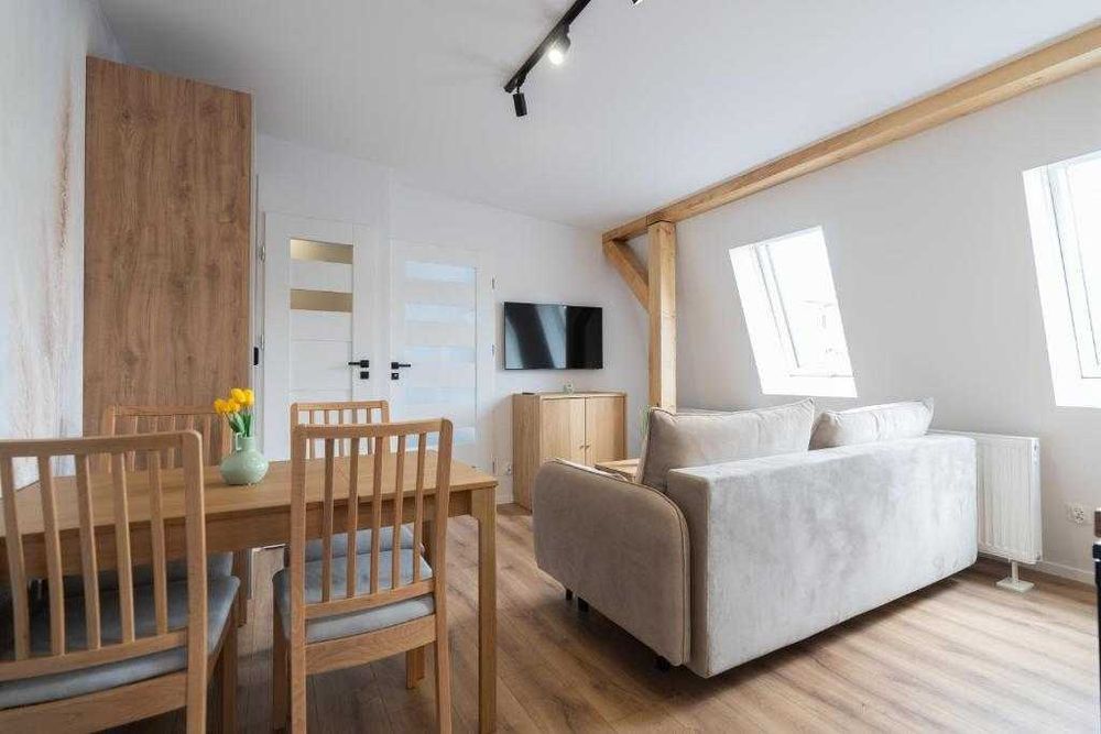 Apartament w centrum Katowic – wynajem na tygodnie / miesiące