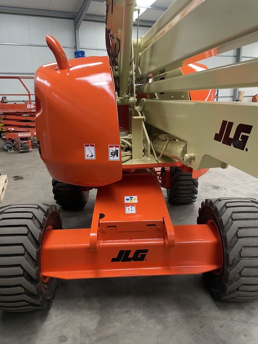 Plataforma elevatória articulada diesel 16 metros